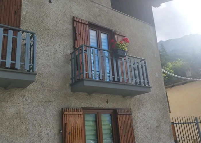 Pensión Mons Sambuco (Cuneo)